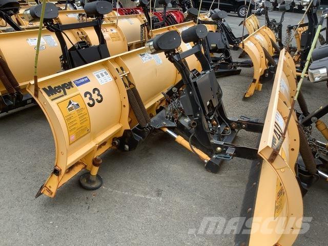 Meyer LP-9.0 Schneeschilde und -pflüge