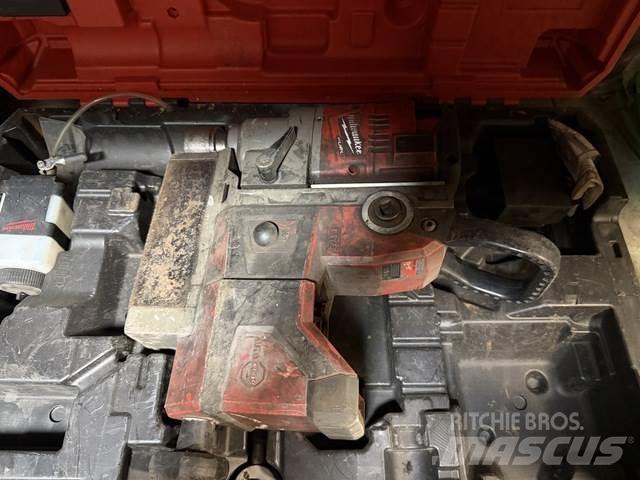 MILWAUKEE  Sonstige Baumaschinen