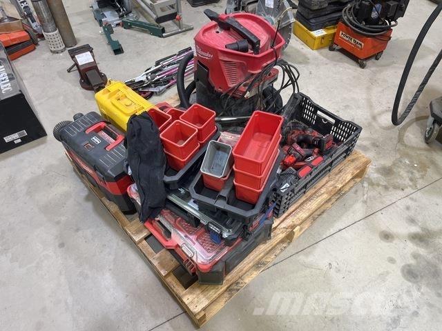 MILWAUKEE  Sonstige Baumaschinen