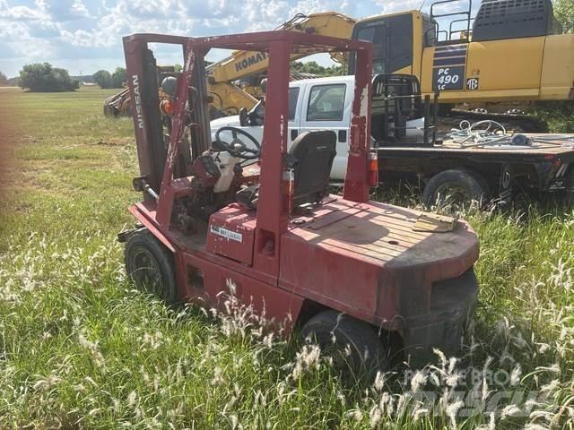 Nissan 258H Sonstige Baumaschinen