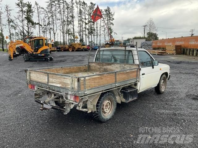 Nissan Navara Pickup/Pritschenwagen