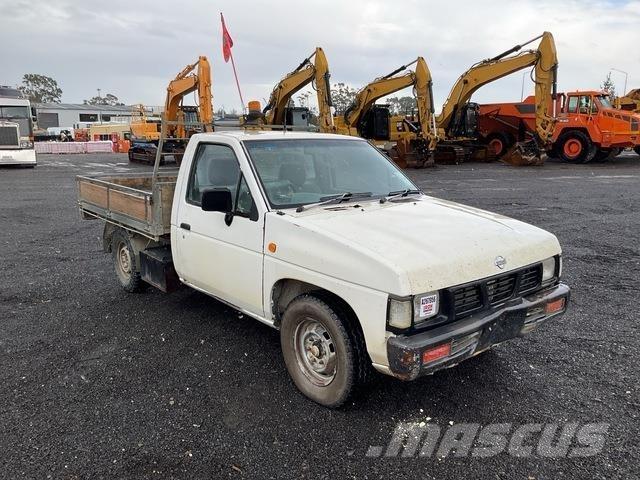 Nissan Navara Pickup/Pritschenwagen