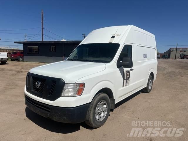 Nissan NV Lieferwagen