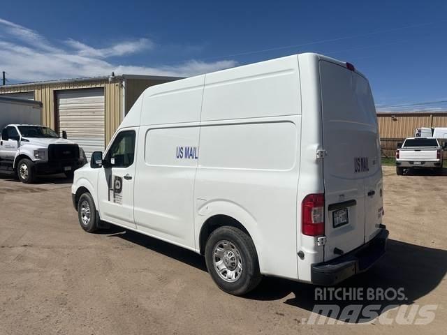 Nissan NV Lieferwagen