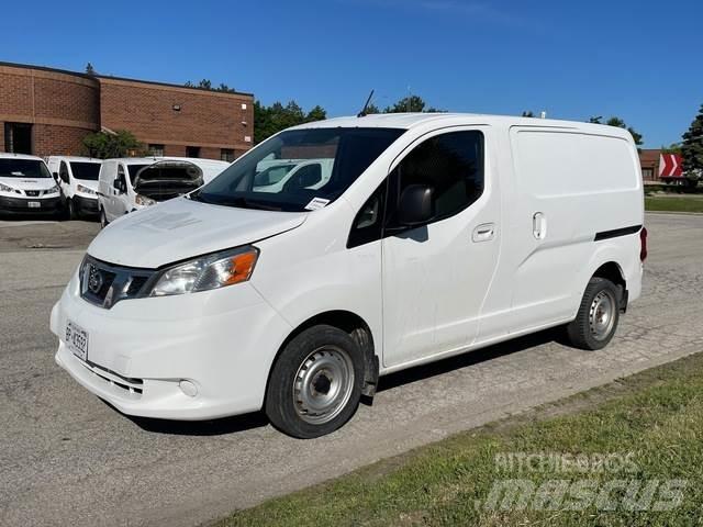 Nissan NV200 Lieferwagen