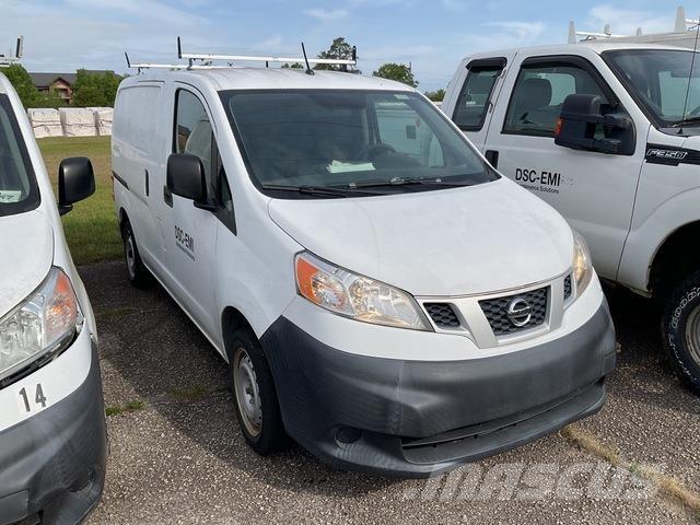 Nissan NV200 Lieferwagen