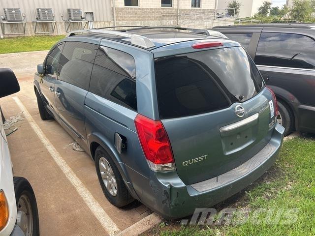 Nissan Quest PKWs
