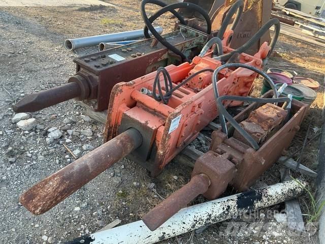 NPK E-210A Hammer / Brecher