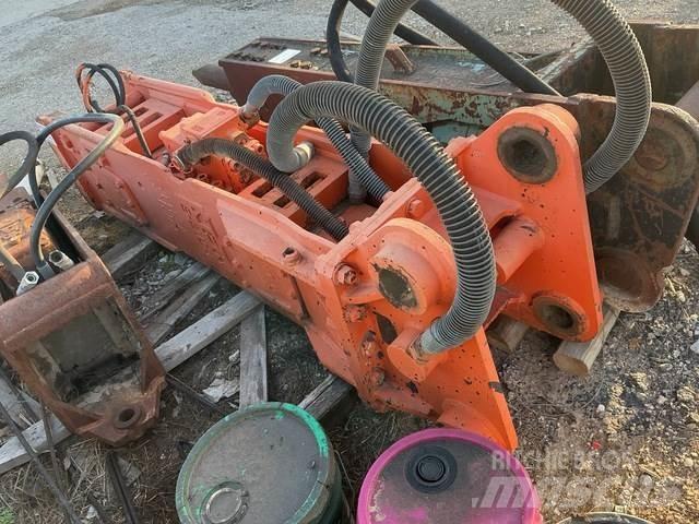 NPK E-210A Hammer / Brecher