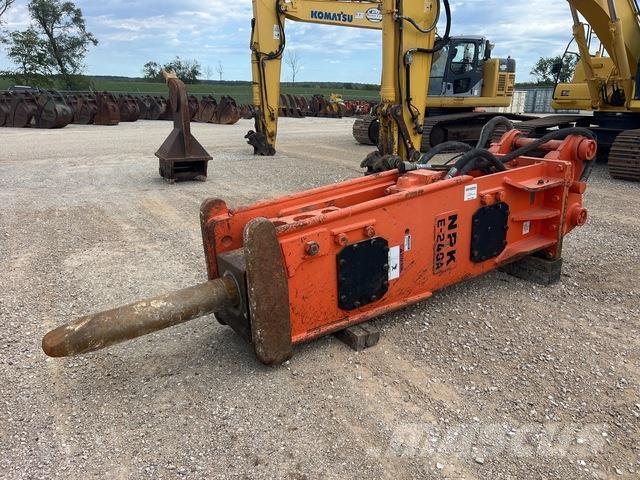 NPK E240A Hammer / Brecher
