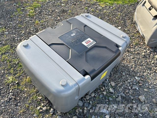  Olsen DD210 Kraftstoff- und Zusatzstoffbehälter
