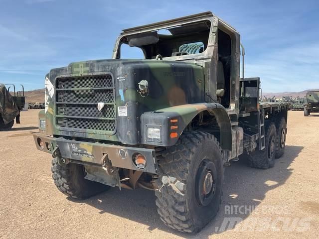 Oshkosh  Kofferaufbau
