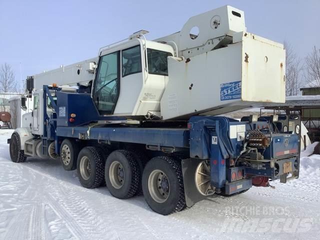 Peterbilt  Raupenkrane