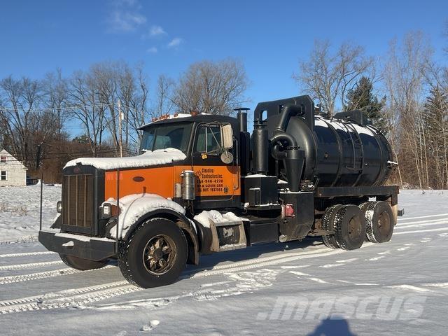 Peterbilt  Saug- und Druckwagen