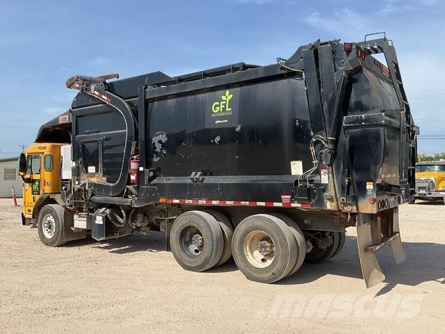 Peterbilt 320 Müllwagen
