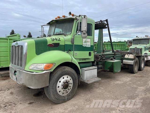 Peterbilt 330 Abrollkipper