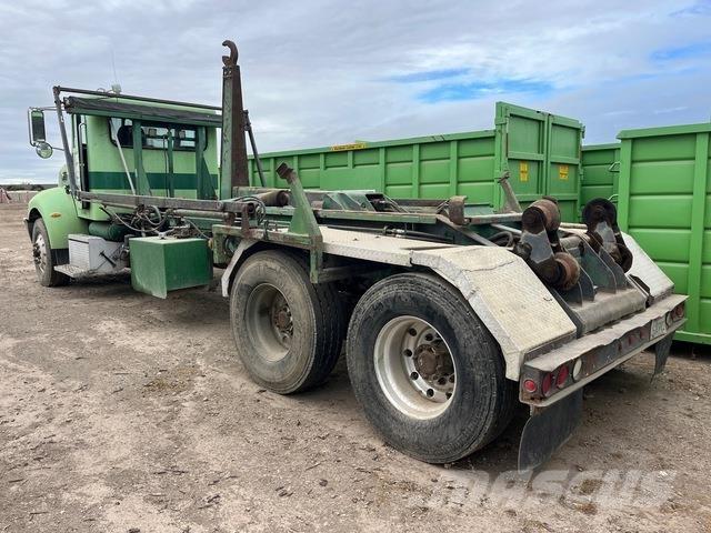 Peterbilt 330 Abrollkipper
