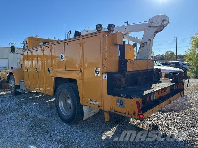 Peterbilt 330 Kommunal-Sonderfahrzeuge