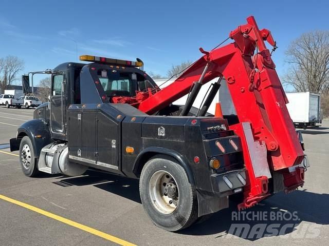 Peterbilt 335 Bergungsfahrzeuge