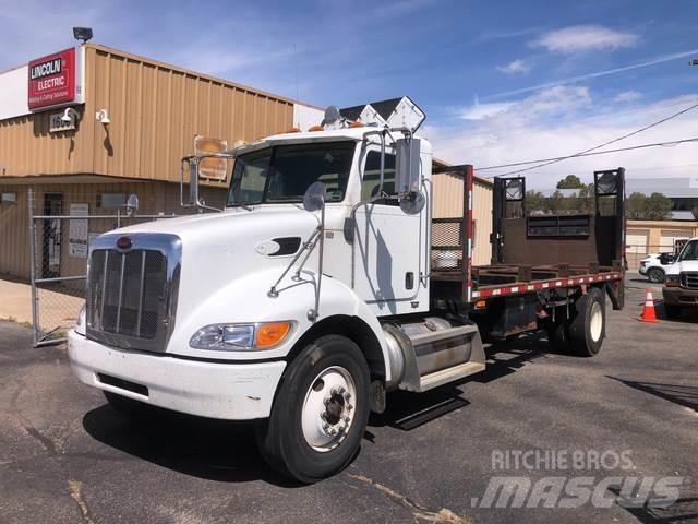 Peterbilt 335 Pritschenwagen/Pritschenwagen mit Seitenklappe