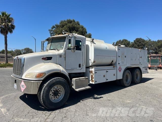 Peterbilt 335 Tankwagen