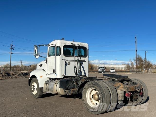 Peterbilt 335 Sattelzugmaschinen