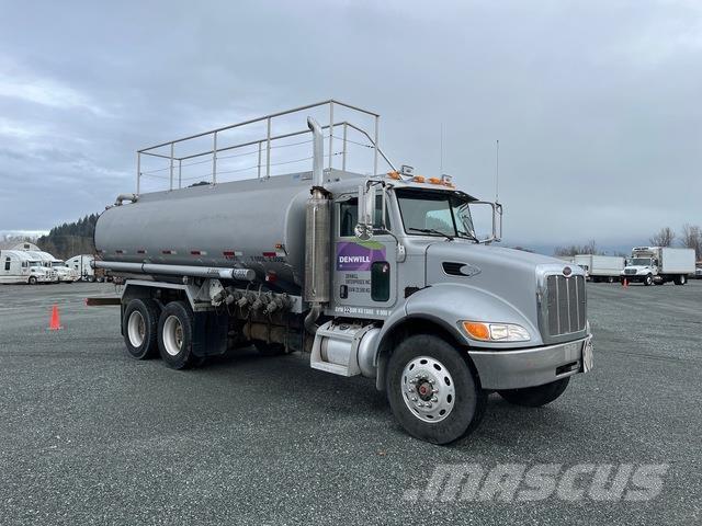 Peterbilt 335 Tankwagen