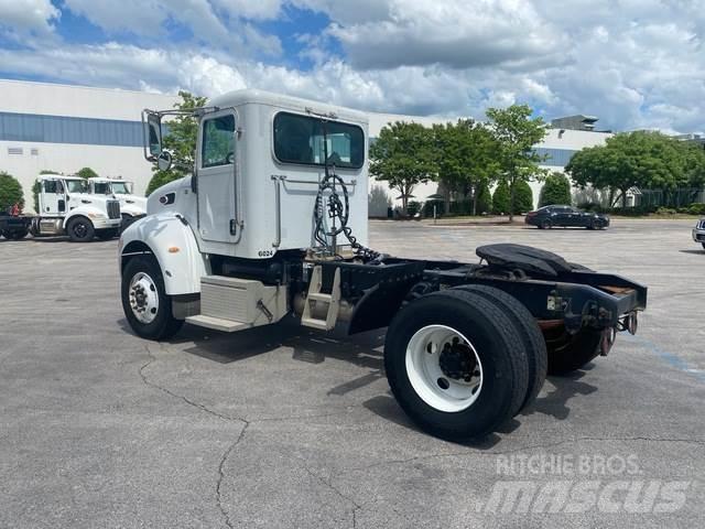 Peterbilt 337 Sattelzugmaschinen