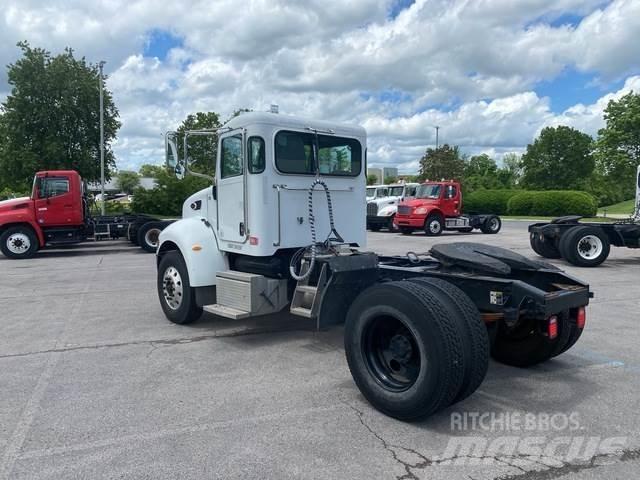 Peterbilt 337 Sattelzugmaschinen