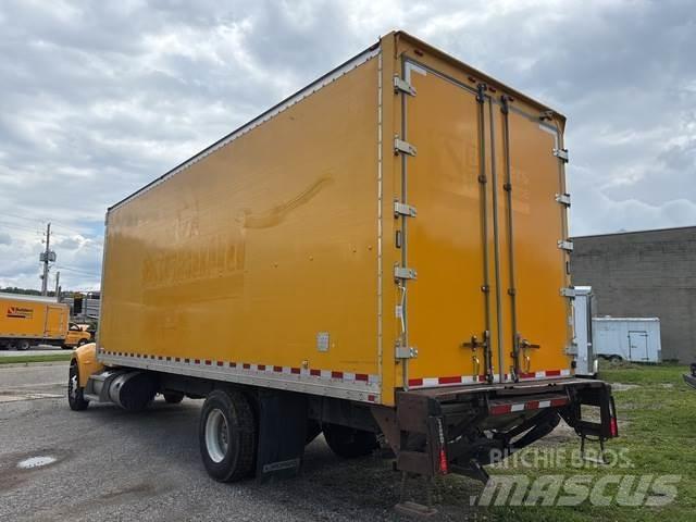 Peterbilt 337 Kofferaufbau