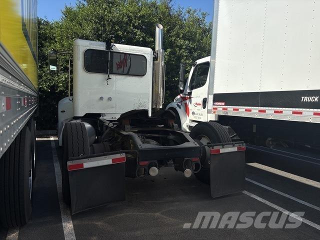 Peterbilt 337 Sattelzugmaschinen