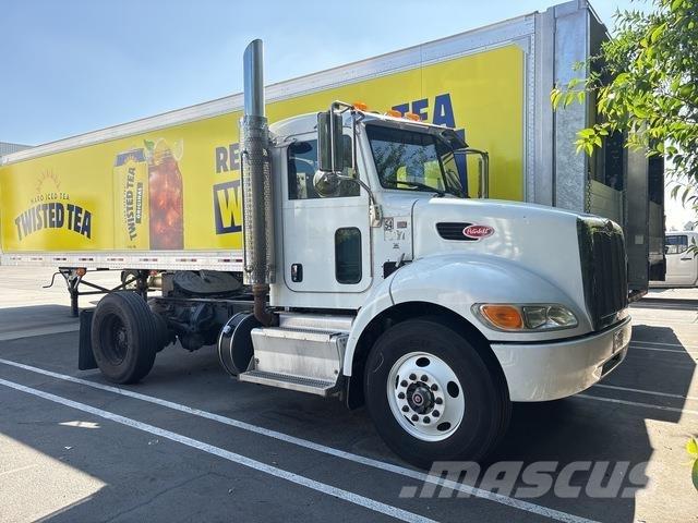 Peterbilt 337 Sattelzugmaschinen