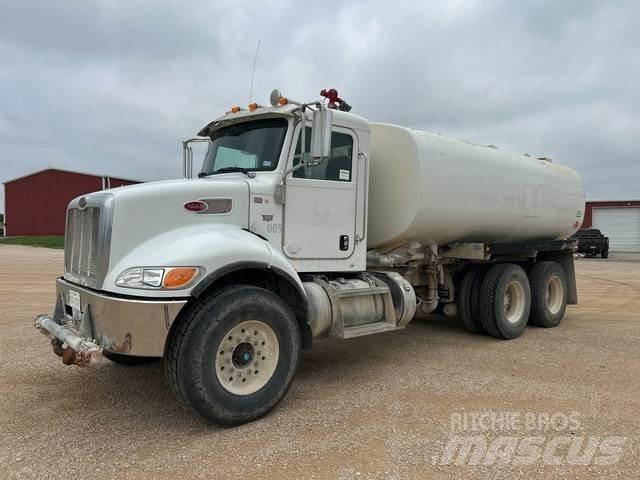 Peterbilt 348 Wassertanker