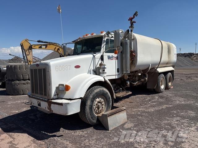 Peterbilt 357 Wassertanker