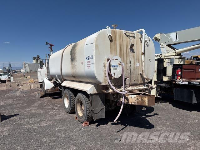 Peterbilt 357 Wassertanker
