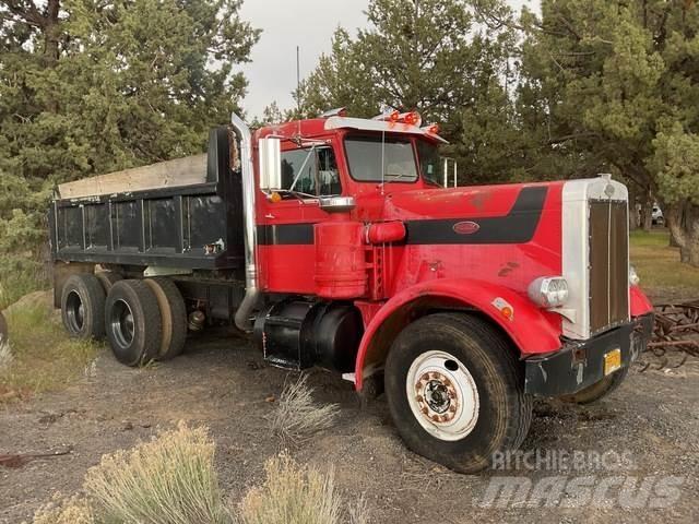 Peterbilt 358M Kipper