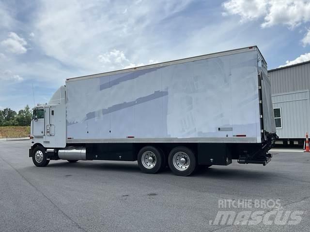 Peterbilt 362 Kofferaufbau