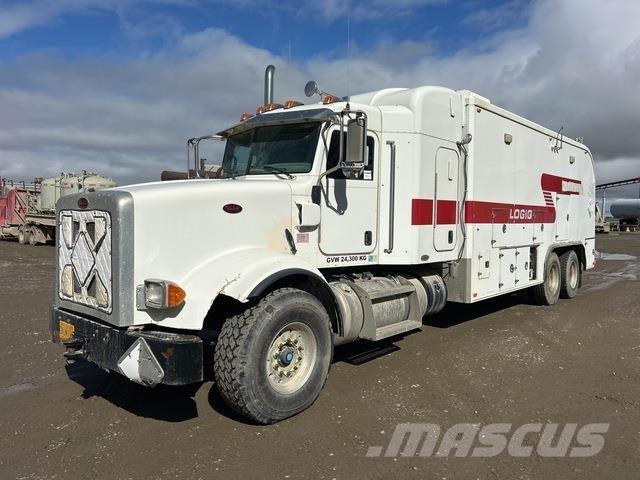 Peterbilt 367 Holztransporter
