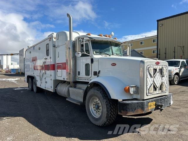 Peterbilt 367 Holztransporter