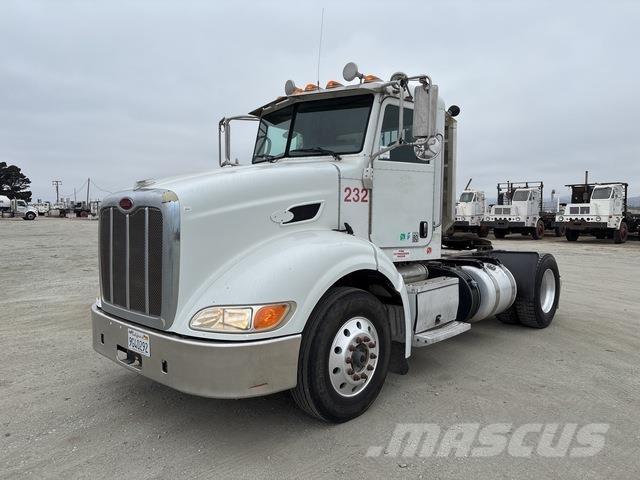 Peterbilt 384 Sattelzugmaschinen