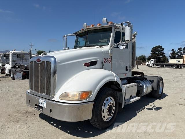 Peterbilt 384 Sattelzugmaschinen