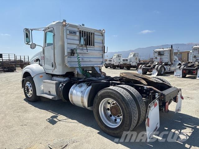 Peterbilt 384 Sattelzugmaschinen