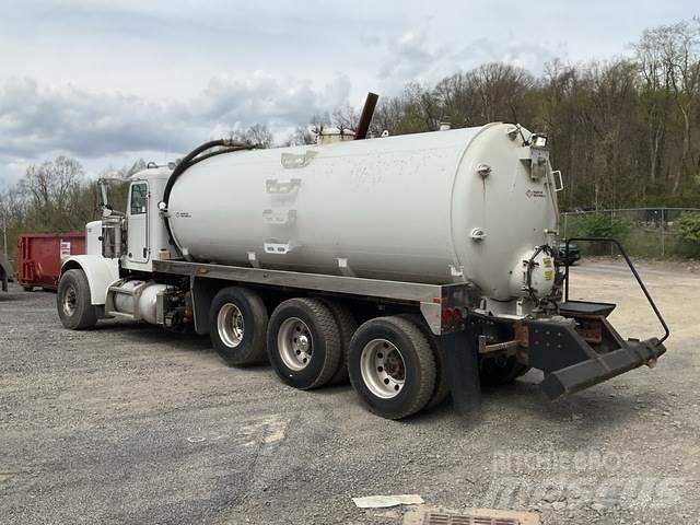 Peterbilt 389 Saug- und Druckwagen
