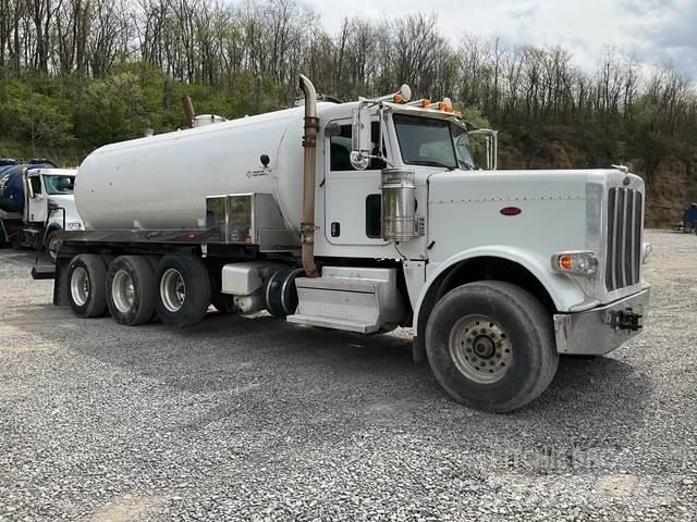 Peterbilt 389 Saug- und Druckwagen