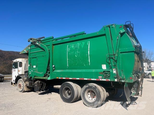 Peterbilt 520 Müllwagen