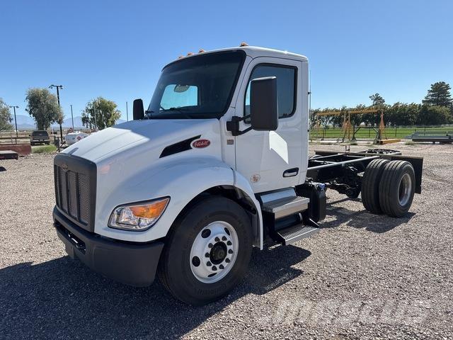 Peterbilt 537 Kabinen