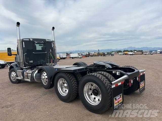 Peterbilt 567 Sattelzugmaschinen