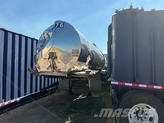 Polar  Tankanhänger