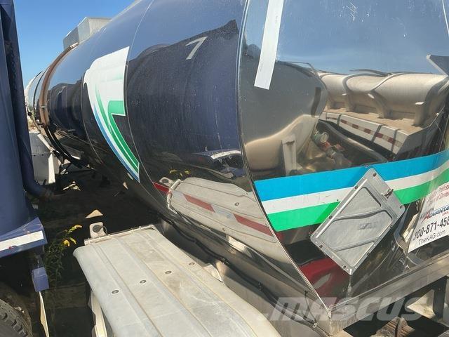 Polar  Tankanhänger