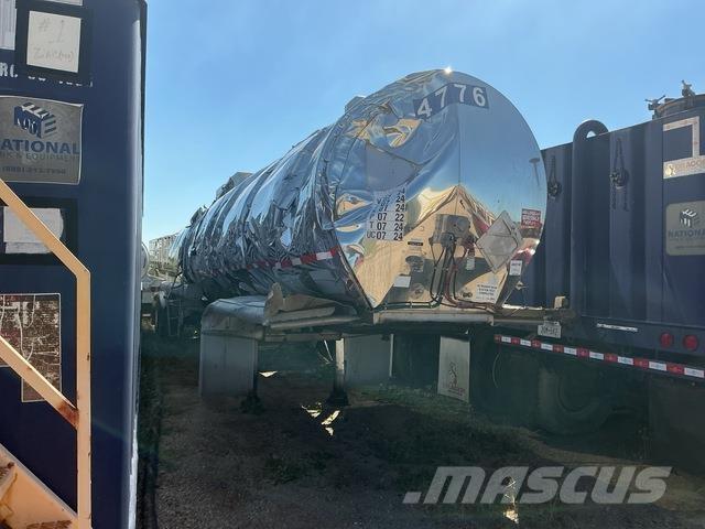 Polar  Tankanhänger